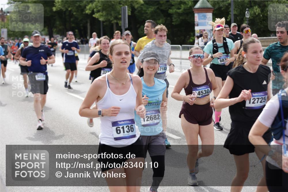 29.06.2025 - hella hamburg halbmarathon Jannik Wohlers http://msf.ph/oto/8340110 29.06.2025 10:41:44 Lombardsbrücke 1039, 1624, 1752, 2145, 2523, 2974, 3276, 3326, 3568, 4329, 4735, 4736, 4885, 5419, 5671, 6136, 6153, 6430, 6436, 6837, 6846, 6917, 7357, 8014, 8712, 8908, 9008, 9223, 9370, 10027, 10623, 10734, 11017, 11024, 11074, 11075, 11207, 11464, 11468, 11617, 11840, 11841, 12162, 12403, 12682, 12715, 12725, 12903, 12904, 13205, 13456, 13715, 14108, 14129, 14158, 14381, 14486, 14530, 15155, 15311, 16743, 17423, 18137 meine-sportfotos.de