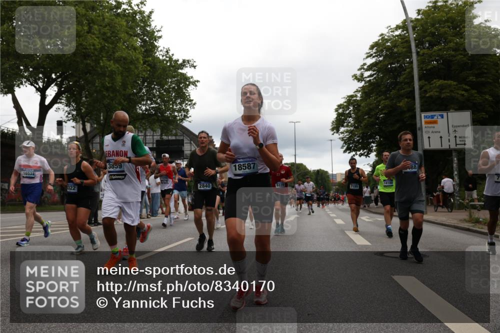 29.06.2025 - hella hamburg halbmarathon Yannick Fuchs http://msf.ph/oto/8340170 29.06.2025 10:52:07 20KM 1595, 1611, 1833, 2488, 2656, 2840, 2907, 3251, 3859, 4319, 4467, 4502, 4632, 4708, 4833, 5277, 5341, 5926, 6104, 6138, 6147, 6592, 6595, 7082, 7138, 7189, 7856, 8322, 8585, 9230, 9316, 9485, 10319, 10788, 11394, 11645, 12378, 12495, 12585, 12879, 13287, 13816, 13880, 14266, 14571, 15197, 15217, 15434, 15527, 16531, 17405, 17415, 17827, 18068, 18180, 18492, 18501, 18587, 18762, 18891 meine-sportfotos.de