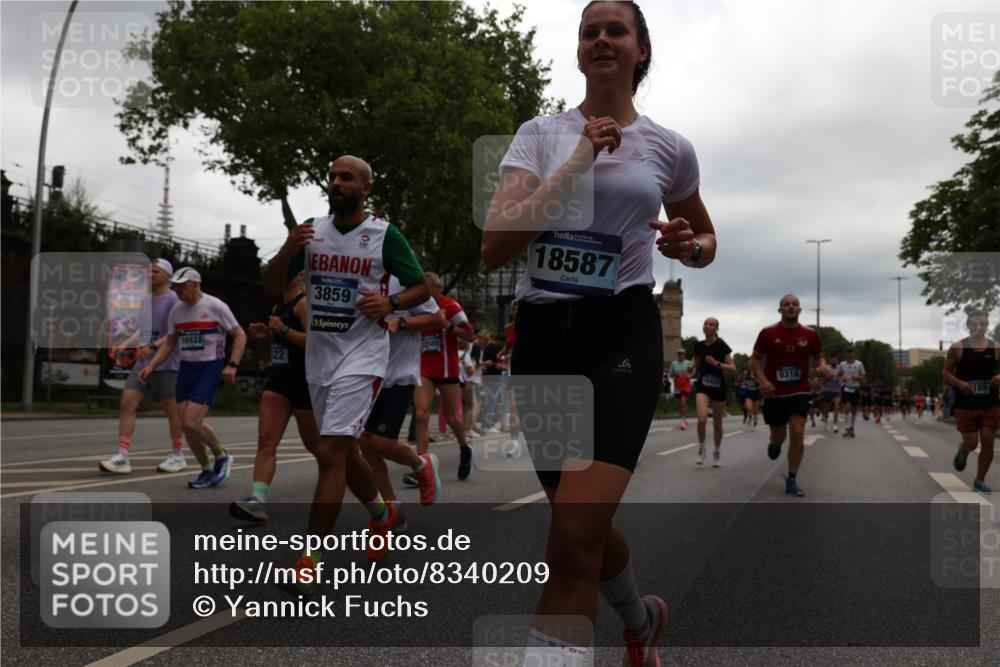 29.06.2025 - hella hamburg halbmarathon Yannick Fuchs http://msf.ph/oto/8340209 29.06.2025 10:52:08 20KM 1319, 1595, 1833, 2488, 2656, 2840, 2907, 3251, 3859, 4319, 4502, 4632, 4708, 4833, 5277, 5341, 5926, 6104, 6138, 6147, 6592, 6595, 7082, 7138, 7189, 7856, 8322, 8585, 9230, 9316, 9485, 10319, 10788, 11394, 11645, 12378, 12495, 12585, 12879, 13287, 13512, 13816, 13880, 14266, 14571, 15197, 15217, 15434, 15527, 16189, 16531, 17405, 17415, 17827, 18068, 18180, 18492, 18501, 18587, 18762, 18891 meine-sportfotos.de
