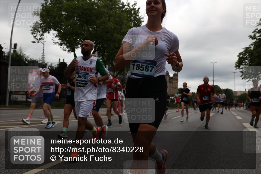 29.06.2025 - hella hamburg halbmarathon Yannick Fuchs http://msf.ph/oto/8340228 29.06.2025 10:52:08 20KM 1319, 1595, 1833, 2488, 2656, 2840, 2907, 3251, 3859, 4319, 4502, 4632, 4708, 4833, 5277, 5341, 5926, 6104, 6138, 6147, 6592, 6595, 7082, 7138, 7189, 7856, 8322, 8585, 9230, 9316, 9485, 10319, 10788, 11394, 11645, 12378, 12495, 12585, 12879, 13287, 13512, 13816, 13880, 14266, 14571, 15197, 15217, 15434, 15527, 16189, 16531, 17405, 17415, 17827, 18068, 18180, 18492, 18501, 18587, 18762, 18891 meine-sportfotos.de