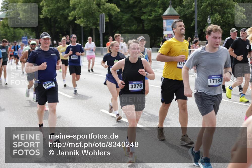 29.06.2025 - hella hamburg halbmarathon Jannik Wohlers http://msf.ph/oto/8340248 29.06.2025 10:41:45 Lombardsbrücke 1039, 1624, 1752, 2145, 2523, 2974, 3276, 3326, 3568, 4329, 4353, 4735, 4736, 4885, 5419, 5671, 6136, 6153, 6837, 6917, 7357, 8014, 8459, 8712, 8908, 9008, 9223, 9370, 10027, 10623, 10734, 10842, 11017, 11024, 11074, 11075, 11207, 11464, 11468, 11617, 11840, 11841, 12162, 12403, 12682, 12715, 12725, 12903, 12904, 13205, 13456, 13715, 13952, 13953, 14108, 14129, 14158, 14381, 14486, 14530, 14585, 15155, 15311, 16743, 17423, 18137 meine-sportfotos.de