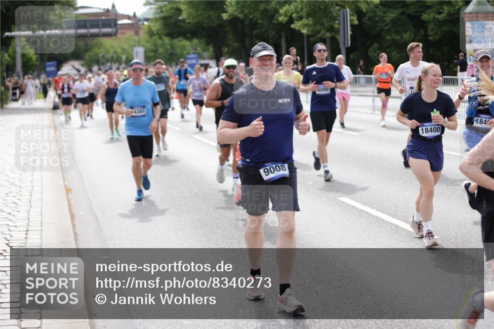 29.06.2025 - hella hamburg halbmarathon Jannik Wohlers http://msf.ph/oto/8340273 29.06.2025 10:41:45 Lombardsbrücke 1039, 1624, 1752, 2145, 2523, 2974, 3276, 3326, 3568, 4329, 4353, 4735, 4736, 4885, 5419, 5671, 6136, 6153, 6837, 6917, 7357, 8014, 8459, 8712, 8908, 9008, 9223, 9370, 10027, 10623, 10734, 10842, 11017, 11024, 11074, 11075, 11207, 11464, 11468, 11617, 11840, 11841, 12162, 12403, 12682, 12715, 12725, 12903, 12904, 13205, 13456, 13715, 13952, 13953, 14108, 14129, 14158, 14381, 14486, 14530, 14585, 15155, 15311, 16743, 17423, 18137 meine-sportfotos.de