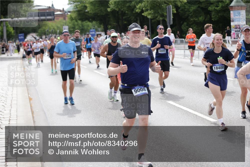 29.06.2025 - hella hamburg halbmarathon Jannik Wohlers http://msf.ph/oto/8340296 29.06.2025 10:41:45 Lombardsbrücke 1039, 1624, 1752, 2145, 2523, 2974, 3276, 3326, 3568, 4329, 4353, 4735, 4736, 4885, 5419, 5671, 6136, 6153, 6837, 6917, 7357, 8014, 8459, 8712, 8908, 9008, 9223, 9370, 10027, 10623, 10734, 10842, 11017, 11024, 11074, 11075, 11207, 11464, 11468, 11617, 11840, 11841, 12162, 12403, 12682, 12715, 12725, 12903, 12904, 13205, 13456, 13715, 13952, 13953, 14108, 14129, 14158, 14381, 14486, 14530, 14585, 15155, 15311, 16743, 17423, 18137 meine-sportfotos.de