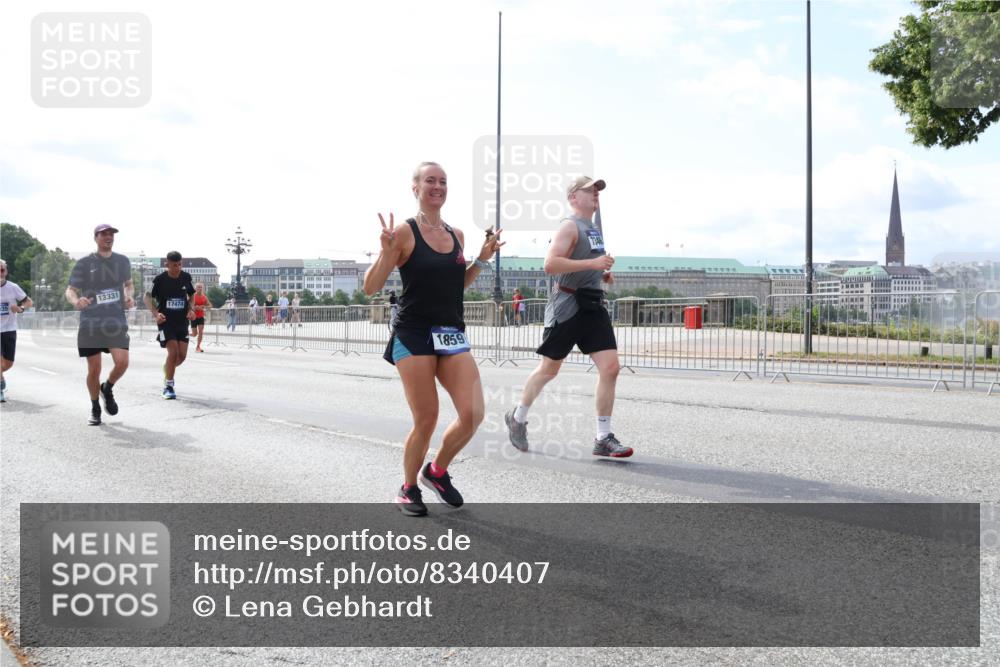 29.06.2025 - hella hamburg halbmarathon Lena Gebhardt http://msf.ph/oto/8340407 29.06.2025 10:13:26 Lombardsbrücke 13331, 17474, 1859, 1007, 1747, 1859, 2055, 2721, 2904, 2961, 2987, 3218, 3360, 3728, 3729, 4187, 4795, 4950, 5232, 5546, 6026, 6489, 6717, 6724, 7346, 7446, 7447, 7460, 7873, 7913, 8279, 8398, 8405, 8913, 9128, 9141, 9527, 9612, 10977, 12313, 12492, 12797, 12928, 12929, 13331, 13928, 14404, 15663, 15922, 16030, 16255, 16437, 16491, 17472, 17474, 17699, 17988, 18048, 18222, 18231, 18320, 18732 meine-sportfotos.de