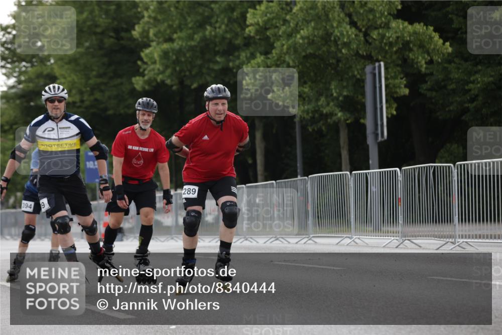 29.06.2025 - hella hamburg halbmarathon Jannik Wohlers http://msf.ph/oto/8340444 29.06.2025 09:02:07 Lombardsbrücke  meine-sportfotos.de