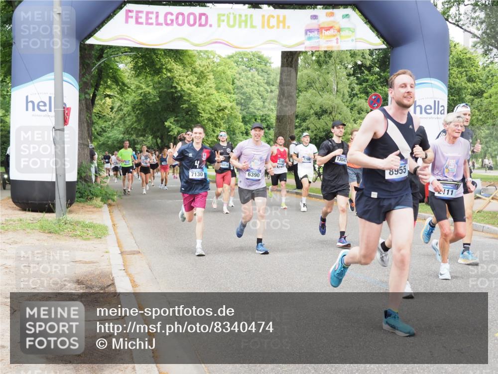 29.06.2025 - hella hamburg halbmarathon MichiJ http://msf.ph/oto/8340474 29.06.2025 10:39:56 Zwischen KM18-KM19 1257, 1706, 2111, 2540, 2595, 4837, 5169, 6164, 6390, 7130, 7475, 7786, 8447, 8955, 9380, 13047, 13301, 15275, 15506 meine-sportfotos.de