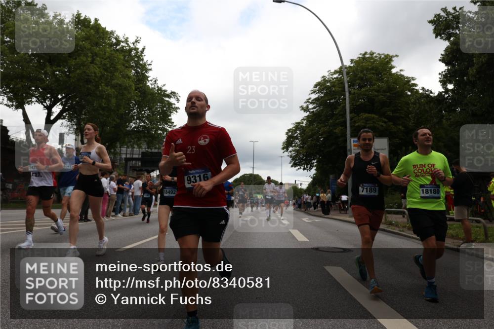 29.06.2025 - hella hamburg halbmarathon Yannick Fuchs http://msf.ph/oto/8340581 29.06.2025 10:52:09 20KM 1319, 1595, 1833, 2488, 2656, 2840, 2907, 3251, 3859, 4319, 4502, 4632, 4708, 4833, 5277, 5341, 5926, 6104, 6138, 6147, 6592, 6595, 7082, 7138, 7189, 7856, 8322, 8585, 9230, 9316, 9485, 10020, 10319, 10788, 11394, 11645, 11846, 12378, 12495, 12585, 12879, 13287, 13512, 13694, 13816, 13880, 14266, 14571, 15197, 15434, 15527, 16189, 16531, 17405, 17415, 17827, 18068, 18180, 18492, 18501, 18587, 18891 meine-sportfotos.de