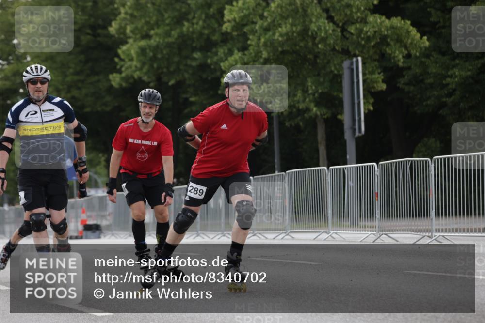 29.06.2025 - hella hamburg halbmarathon Jannik Wohlers http://msf.ph/oto/8340702 29.06.2025 09:02:07 Lombardsbrücke  meine-sportfotos.de