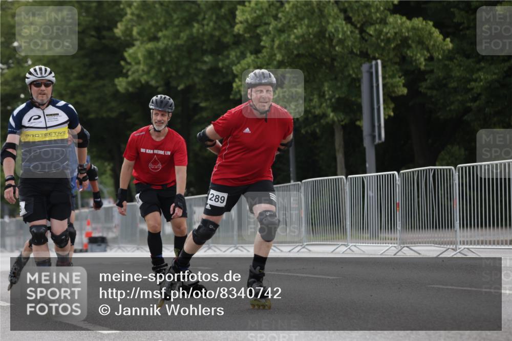 29.06.2025 - hella hamburg halbmarathon Jannik Wohlers http://msf.ph/oto/8340742 29.06.2025 09:02:07 Lombardsbrücke  meine-sportfotos.de
