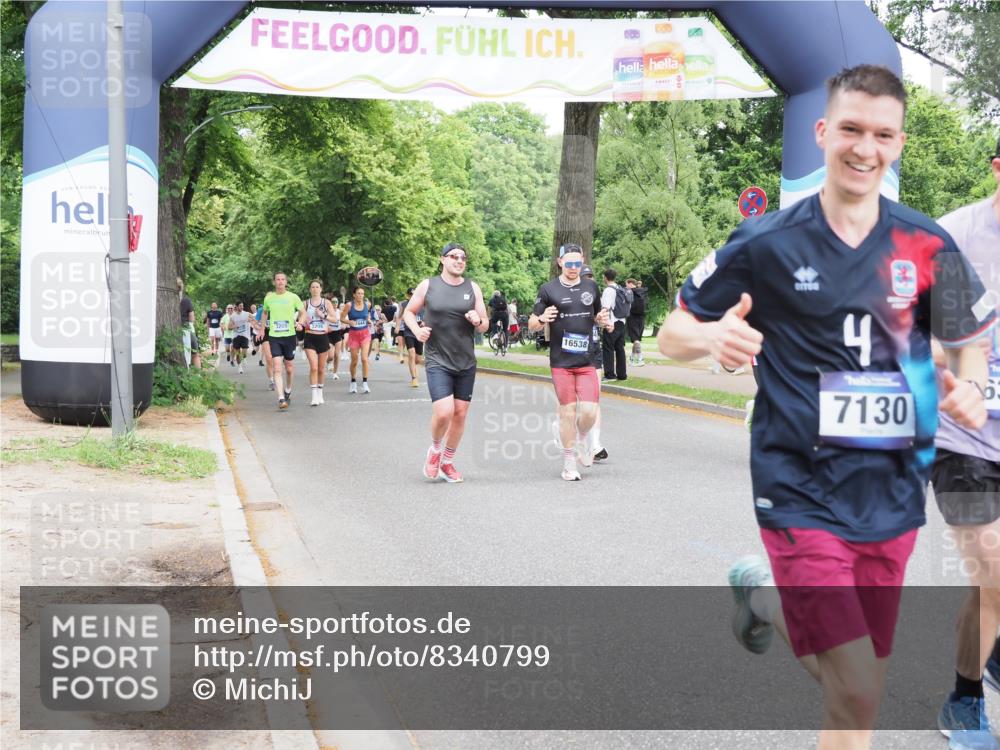 29.06.2025 - hella hamburg halbmarathon MichiJ http://msf.ph/oto/8340799 29.06.2025 10:39:57 Zwischen KM18-KM19 1257, 1706, 2111, 2540, 2595, 4837, 5169, 5194, 6164, 6390, 7130, 7475, 7786, 8447, 8955, 9380, 13047, 13301, 15275, 15506 meine-sportfotos.de