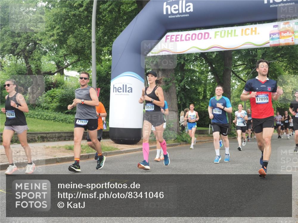 29.06.2025 - hella hamburg halbmarathon KatJ http://msf.ph/oto/8341046 29.06.2025 10:48:33 Zwischen KM18-KM19 1135, 2447, 6391, 6414, 6415, 8068, 8364 meine-sportfotos.de
