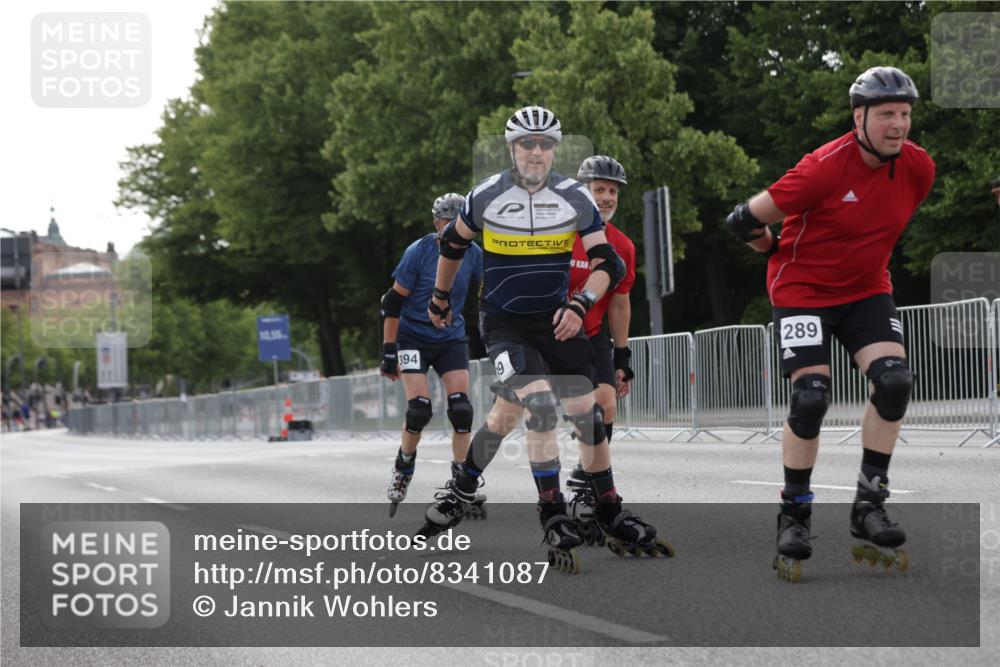 29.06.2025 - hella hamburg halbmarathon Jannik Wohlers http://msf.ph/oto/8341087 29.06.2025 09:02:09 Lombardsbrücke  meine-sportfotos.de