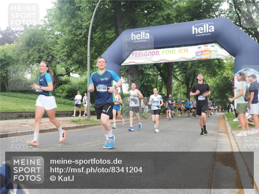 29.06.2025 - hella hamburg halbmarathon KatJ http://msf.ph/oto/8341204 29.06.2025 10:48:35 Zwischen KM18-KM19 1135, 1138, 2447, 6391, 6414, 6415, 8068, 8364 meine-sportfotos.de