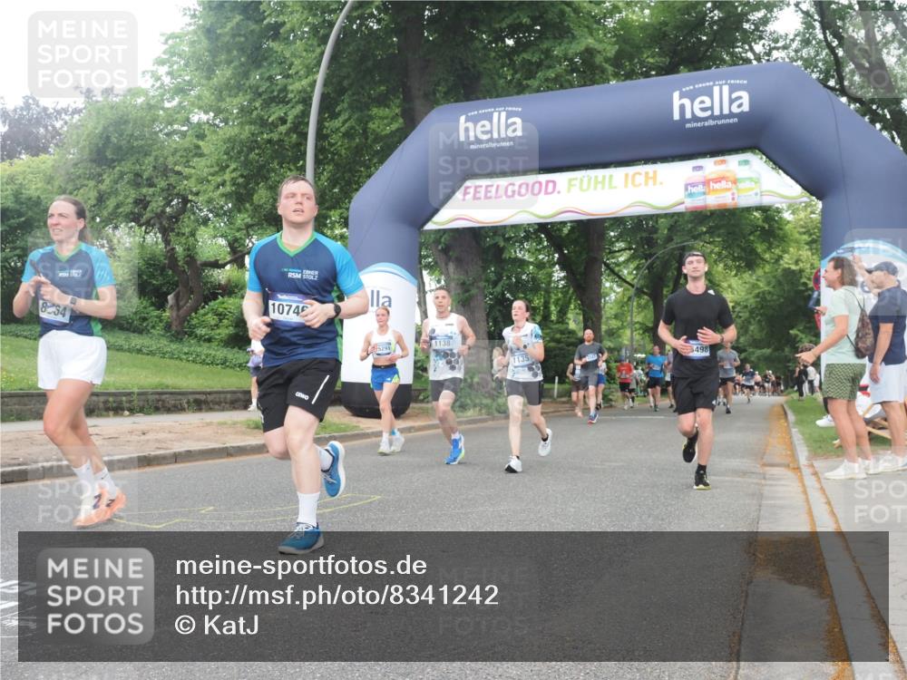 29.06.2025 - hella hamburg halbmarathon KatJ http://msf.ph/oto/8341242 29.06.2025 10:48:35 Zwischen KM18-KM19 1135, 1138, 2447, 6391, 6414, 6415, 8068, 8364 meine-sportfotos.de