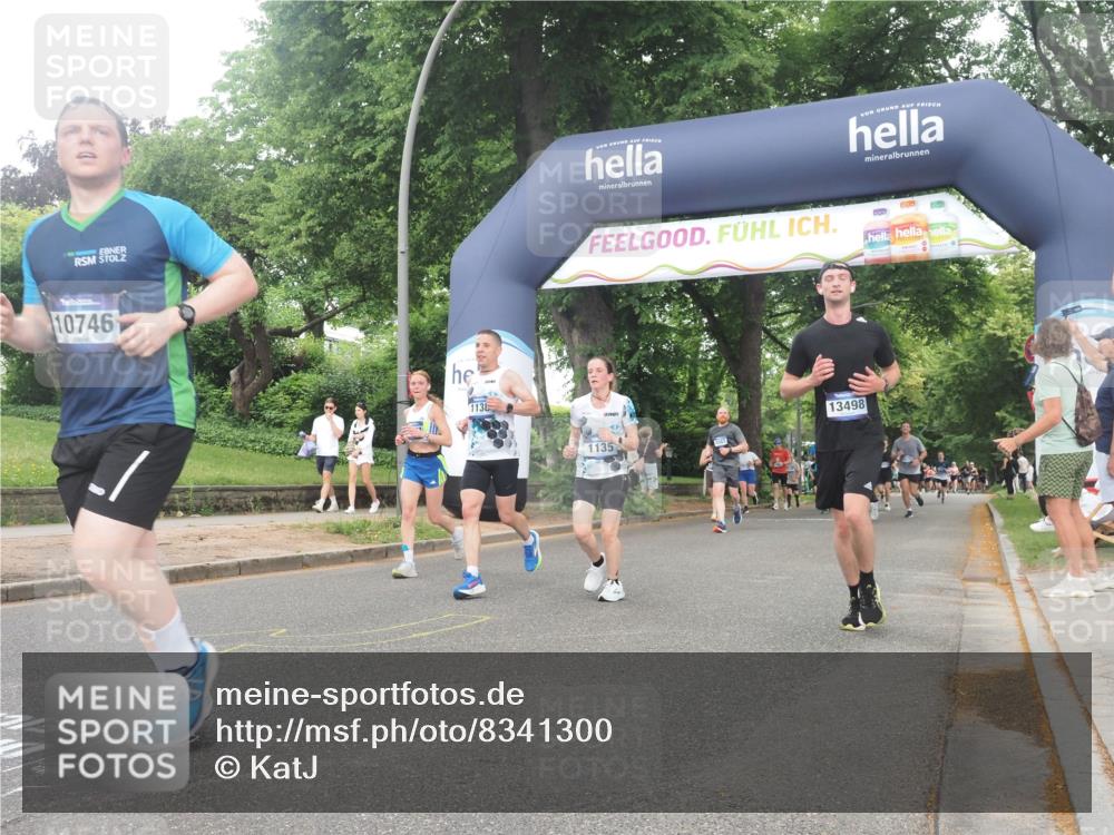 29.06.2025 - hella hamburg halbmarathon KatJ http://msf.ph/oto/8341300 29.06.2025 10:48:36 Zwischen KM18-KM19 1135, 1138, 2447, 5547, 6414, 6415, 8068, 8364 meine-sportfotos.de