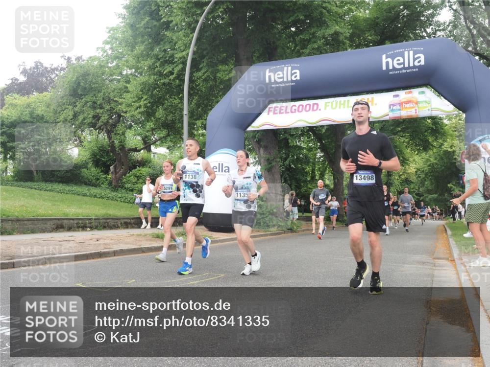 29.06.2025 - hella hamburg halbmarathon KatJ http://msf.ph/oto/8341335 29.06.2025 10:48:36 Zwischen KM18-KM19 1135, 1138, 2447, 5547, 6414, 6415, 8068, 8364 meine-sportfotos.de