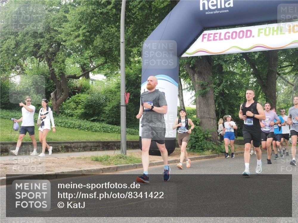 29.06.2025 - hella hamburg halbmarathon KatJ http://msf.ph/oto/8341422 29.06.2025 10:48:39 Zwischen KM18-KM19 1135, 1138, 1188, 1568, 5547, 6414, 8364 meine-sportfotos.de