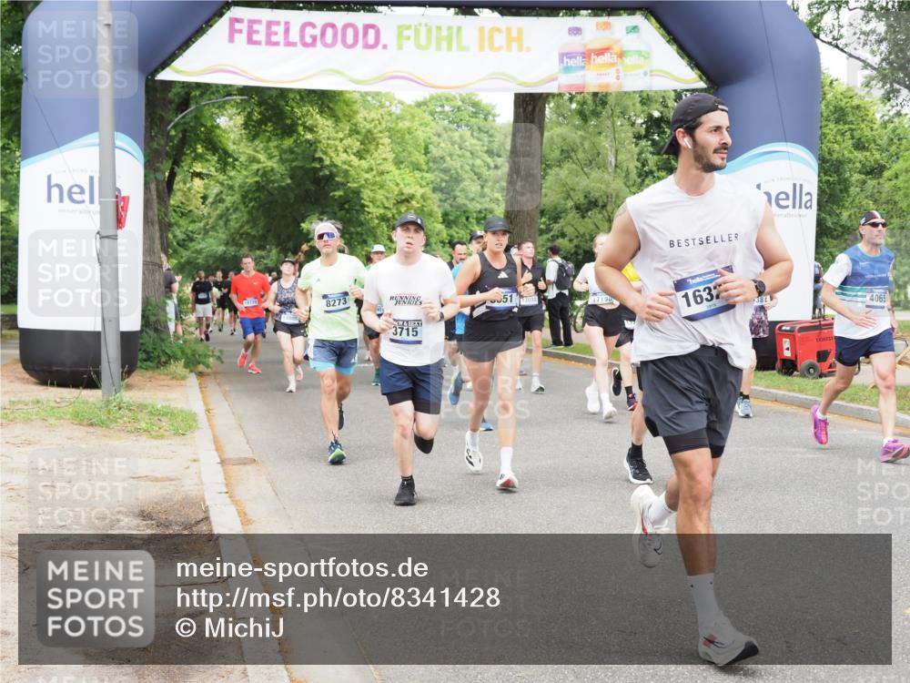 29.06.2025 - hella hamburg halbmarathon MichiJ http://msf.ph/oto/8341428 29.06.2025 10:40:07 Zwischen KM18-KM19 2444, 3208, 3209, 3715, 4065, 5638, 8390, 8587, 8651, 12135, 13211, 13289, 15681, 16320, 17198, 18331 meine-sportfotos.de