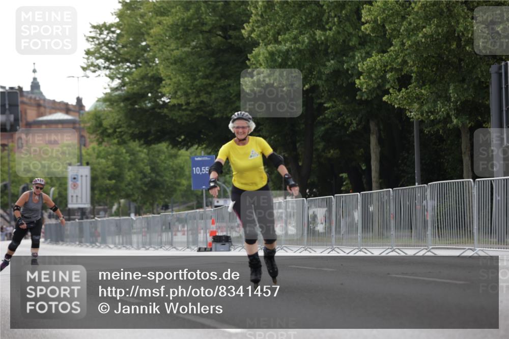 29.06.2025 - hella hamburg halbmarathon Jannik Wohlers http://msf.ph/oto/8341457 29.06.2025 09:02:19 Lombardsbrücke  meine-sportfotos.de