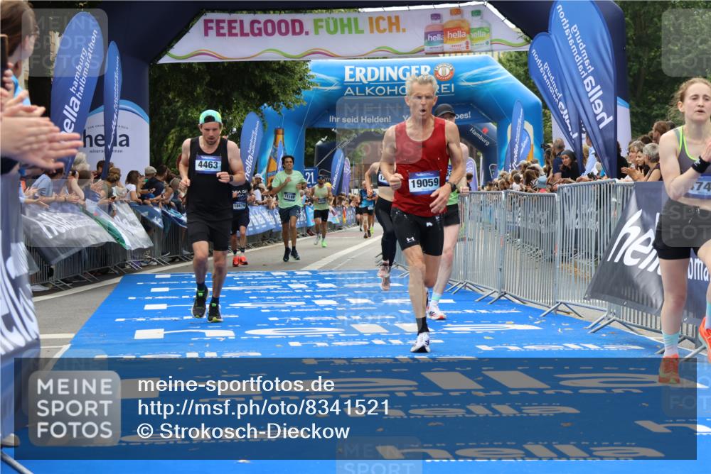 29.06.2025 - hella hamburg halbmarathon Strokosch-Dieckow http://msf.ph/oto/8341521 29.06.2025 10:32:52 Ziel 4463, 4749, 6358, 10453, 12290, 13686, 14028, 15054, 16425, 18679, 18687, 19059 meine-sportfotos.de