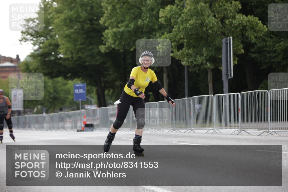 29.06.2025 - hella hamburg halbmarathon Jannik Wohlers http://msf.ph/oto/8341553 29.06.2025 09:02:20 Lombardsbrücke  meine-sportfotos.de