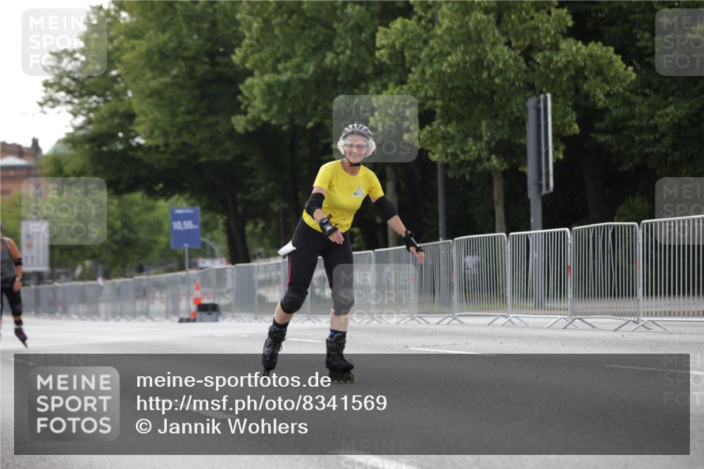 29.06.2025 - hella hamburg halbmarathon Jannik Wohlers http://msf.ph/oto/8341569 29.06.2025 09:02:20 Lombardsbrücke  meine-sportfotos.de