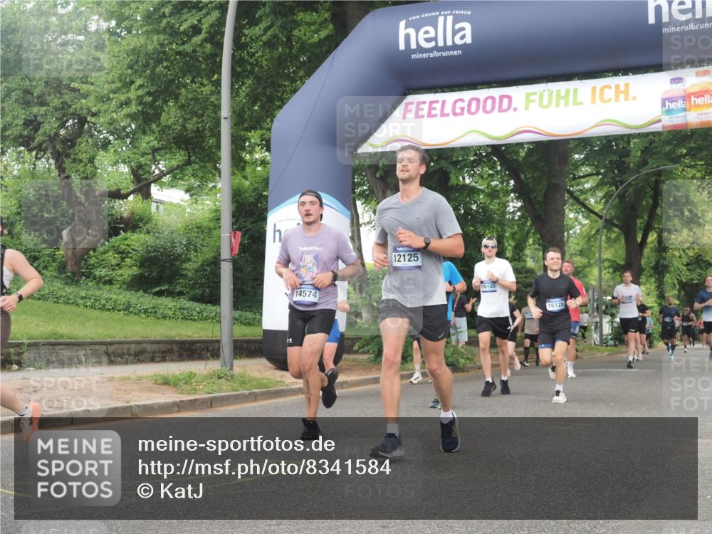 29.06.2025 - hella hamburg halbmarathon KatJ http://msf.ph/oto/8341584 29.06.2025 10:48:41 Zwischen KM18-KM19 1135, 1138, 1188, 1568, 2582, 5547 meine-sportfotos.de