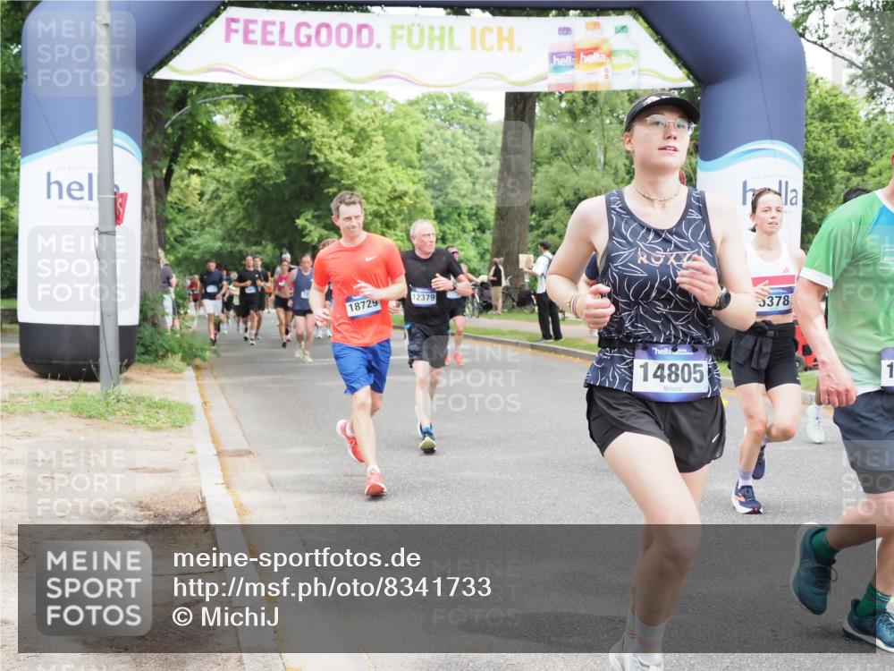 29.06.2025 - hella hamburg halbmarathon MichiJ http://msf.ph/oto/8341733 29.06.2025 10:40:12 Zwischen KM18-KM19 2208, 3715, 4029, 4065, 5378, 5638, 6481, 7896, 8273, 8587, 8651, 12135, 12321, 12379, 13032, 13211, 13289, 14805, 15643, 16320, 17198, 18729, 18901 meine-sportfotos.de