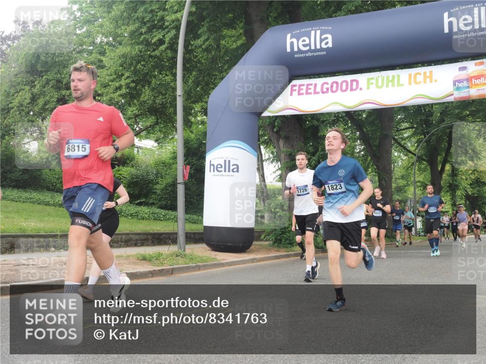 29.06.2025 - hella hamburg halbmarathon KatJ http://msf.ph/oto/8341763 29.06.2025 10:48:45 Zwischen KM18-KM19 1188, 1568, 1726, 1823, 2582, 5299, 5305, 6602, 7658, 8730 meine-sportfotos.de