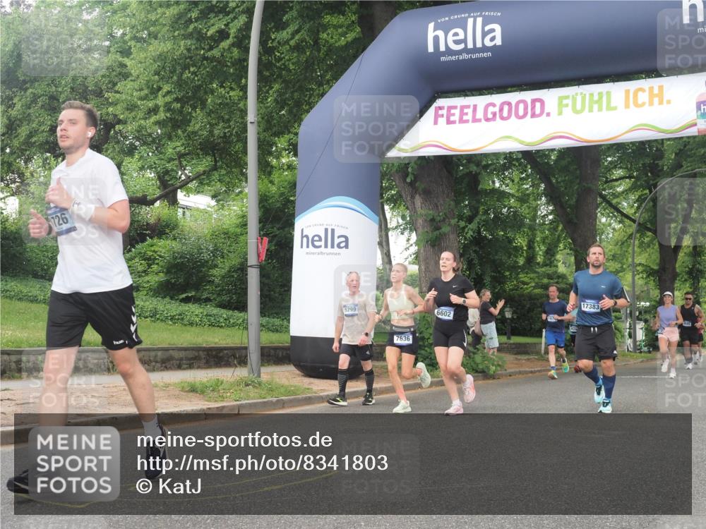 29.06.2025 - hella hamburg halbmarathon KatJ http://msf.ph/oto/8341803 29.06.2025 10:48:47 Zwischen KM18-KM19 1726, 1823, 2582, 5299, 5305, 6602, 7636, 7658, 8730 meine-sportfotos.de