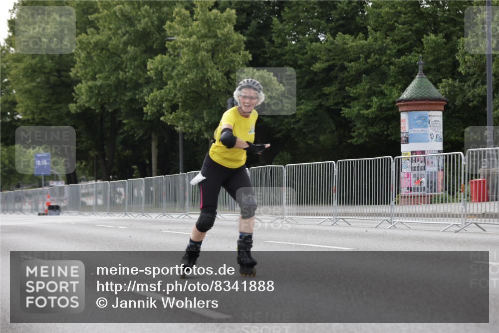 29.06.2025 - hella hamburg halbmarathon Jannik Wohlers http://msf.ph/oto/8341888 29.06.2025 09:02:21 Lombardsbrücke  meine-sportfotos.de