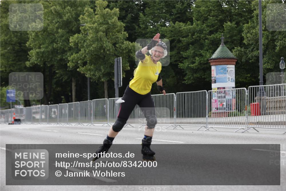 29.06.2025 - hella hamburg halbmarathon Jannik Wohlers http://msf.ph/oto/8342000 29.06.2025 09:02:22 Lombardsbrücke  meine-sportfotos.de