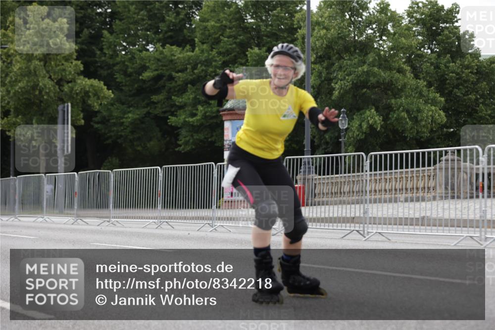 29.06.2025 - hella hamburg halbmarathon Jannik Wohlers http://msf.ph/oto/8342218 29.06.2025 09:02:22 Lombardsbrücke  meine-sportfotos.de