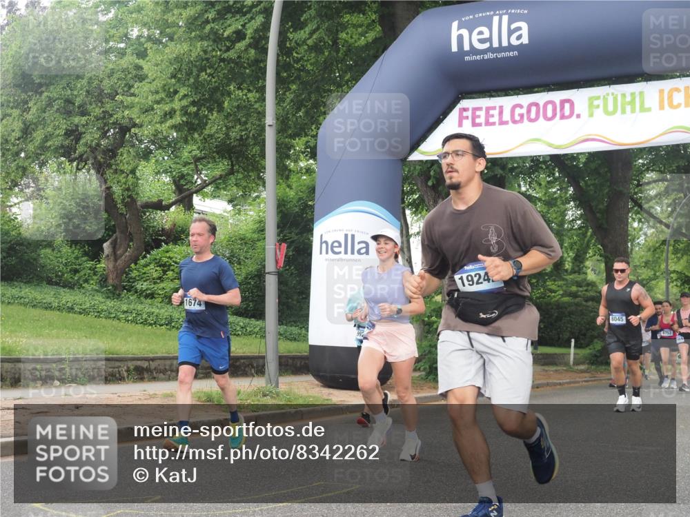 29.06.2025 - hella hamburg halbmarathon KatJ http://msf.ph/oto/8342262 29.06.2025 10:48:51 Zwischen KM18-KM19 1674, 1726, 1823, 5305, 6602, 7636, 7658, 8045, 8478 meine-sportfotos.de