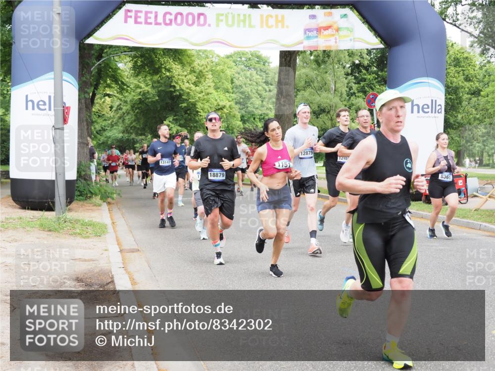 29.06.2025 - hella hamburg halbmarathon MichiJ http://msf.ph/oto/8342302 29.06.2025 10:40:18 Zwischen KM18-KM19 1151, 1258, 3952, 4029, 5907, 6481, 8361, 11217, 12321, 12379, 12482, 12875, 14791, 14805, 15446, 17773, 18729, 18879 meine-sportfotos.de