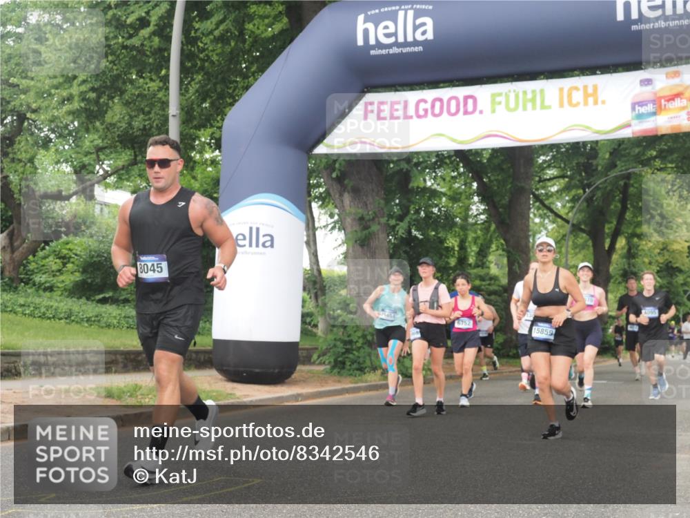 29.06.2025 - hella hamburg halbmarathon KatJ http://msf.ph/oto/8342546 29.06.2025 10:48:54 Zwischen KM18-KM19 1674, 6752, 7636, 8045, 8478 meine-sportfotos.de