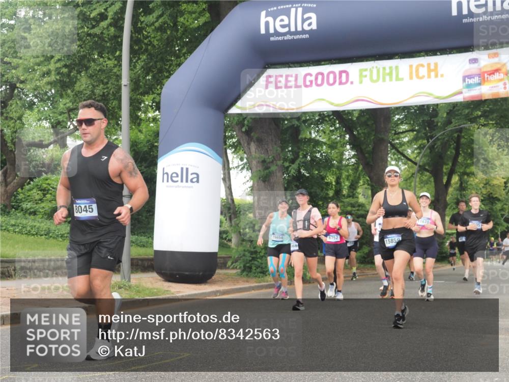 29.06.2025 - hella hamburg halbmarathon KatJ http://msf.ph/oto/8342563 29.06.2025 10:48:54 Zwischen KM18-KM19 1674, 6752, 7636, 8045, 8478 meine-sportfotos.de