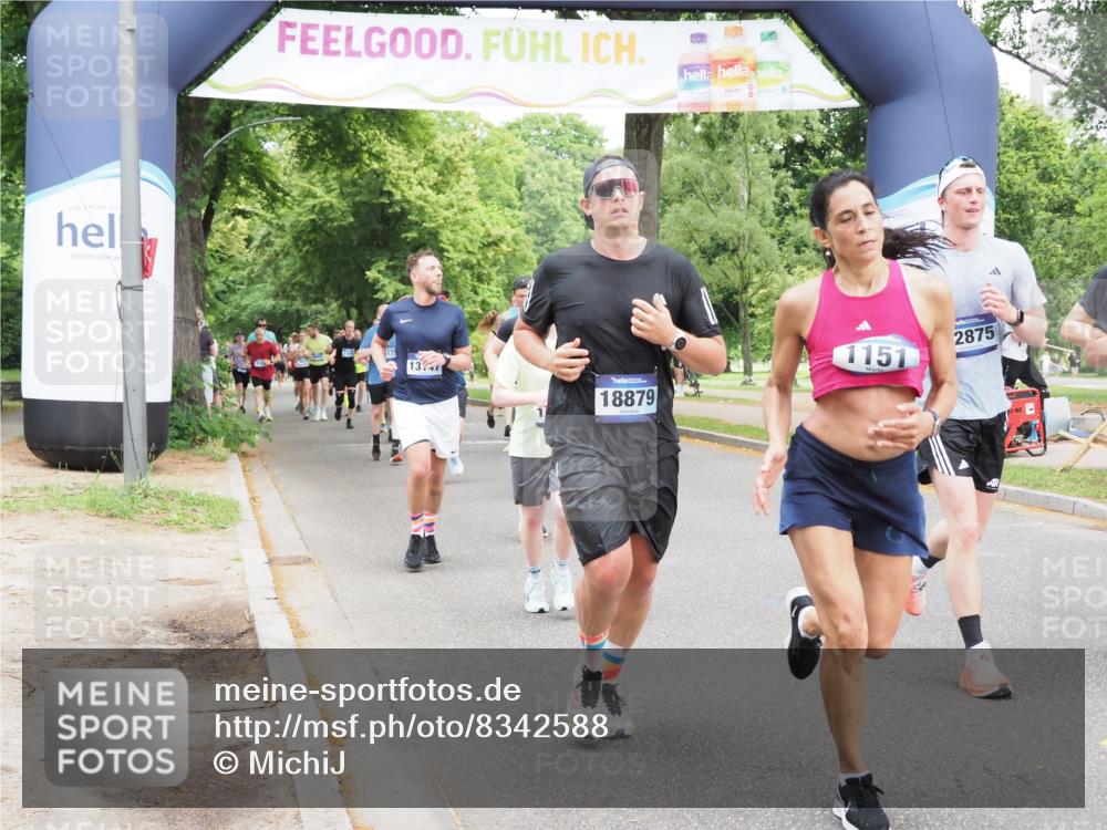 29.06.2025 - hella hamburg halbmarathon MichiJ http://msf.ph/oto/8342588 29.06.2025 10:40:19 Zwischen KM18-KM19 1151, 1258, 2082, 3952, 4029, 5907, 8361, 11217, 12379, 12482, 12875, 14791, 15446, 17773, 18729, 18879 meine-sportfotos.de