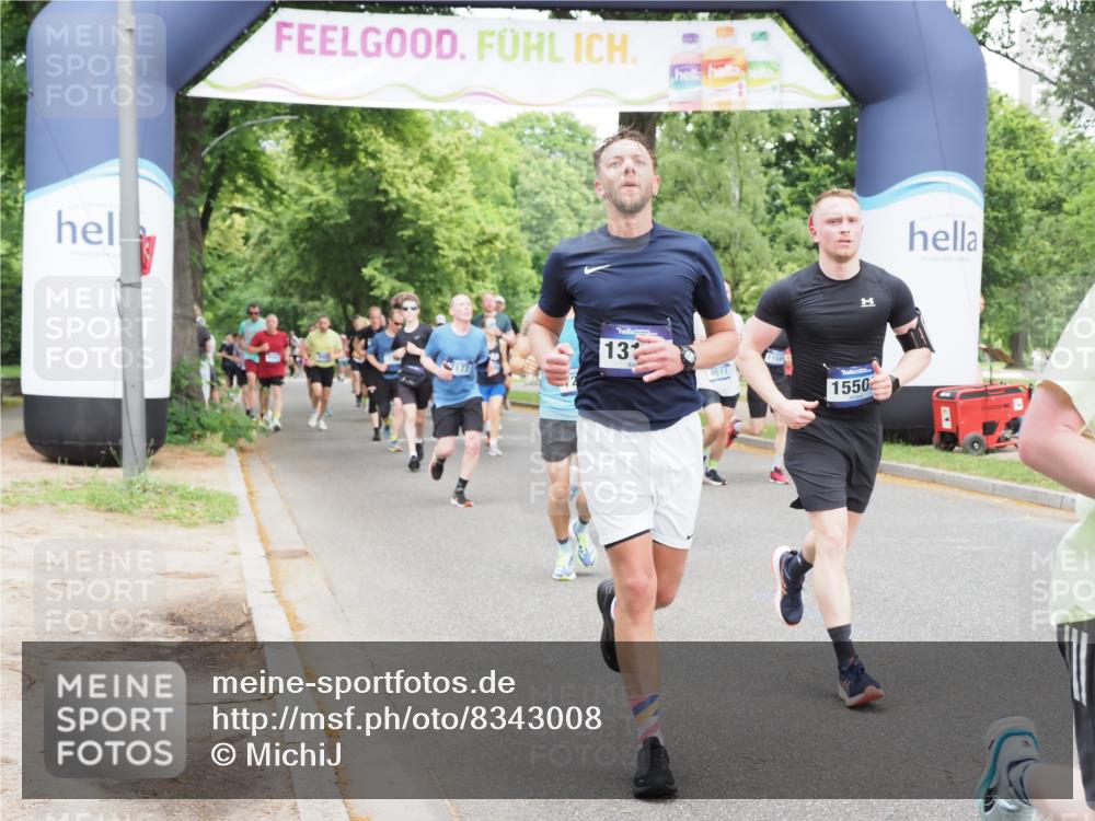 29.06.2025 - hella hamburg halbmarathon MichiJ http://msf.ph/oto/8343008 29.06.2025 10:40:21 Zwischen KM18-KM19 1151, 1258, 2082, 3952, 5907, 6511, 6512, 7177, 7274, 8361, 11217, 11589, 11604, 12482, 12712, 12875, 13147, 14791, 15446, 15502, 17773, 18879 meine-sportfotos.de