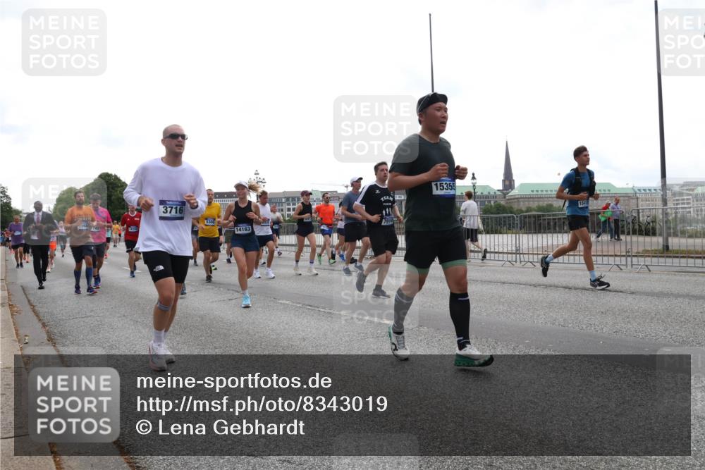 29.06.2025 - hella hamburg halbmarathon Lena Gebhardt http://msf.ph/oto/8343019 29.06.2025 10:38:20 Lombardsbrücke 9661742, 18160, 3716, 5300, 14163, 7914, 15355, 15417, 1196, 1394, 1457, 1578, 1596, 1721, 1742, 1791, 1799, 1901, 1966, 1985, 2113, 2151, 2498, 2576, 2660, 2786, 3010, 3094, 3095, 3216, 3242, 3286, 3338, 3635, 3636, 3716, 3777, 3841, 3880, 4139, 4155, 4159, 4414, 4883, 4921, 5085, 5089, 5155, 5300, 5617, 5684, 5713, 5735, 6199, 6200, 6362, 6695, 6696, 6697, 6751, 6930, 7117, 7118, 7148, 7165, 7244, 7371, 7552, 7561, 7629, 7692, 7696, 7868, 7914, 11543 meine-sportfotos.de