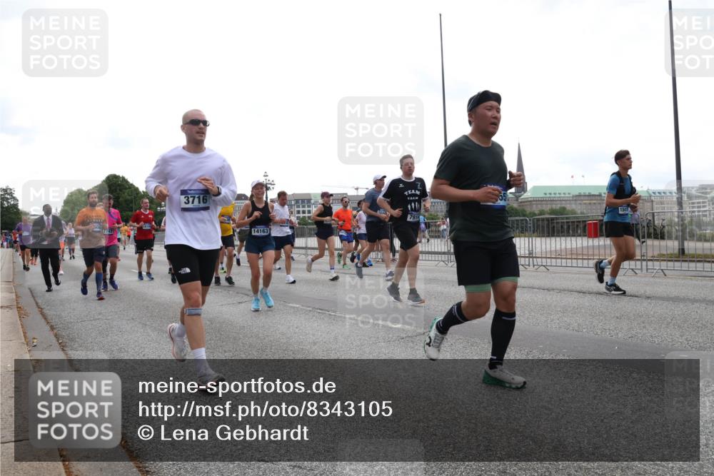 29.06.2025 - hella hamburg halbmarathon Lena Gebhardt http://msf.ph/oto/8343105 29.06.2025 10:38:20 Lombardsbrücke 66, 1742, 3716, 14163, 7914, 1196, 1394, 1457, 1578, 1596, 1721, 1742, 1791, 1799, 1901, 1966, 1985, 2113, 2151, 2498, 2576, 2660, 2786, 3010, 3094, 3095, 3216, 3242, 3286, 3338, 3635, 3636, 3716, 3777, 3841, 3880, 4139, 4155, 4159, 4414, 4883, 4921, 5085, 5089, 5155, 5300, 5617, 5684, 5713, 5735, 6199, 6200, 6362, 6695, 6696, 6697, 6751, 6930, 7117, 7118, 7148, 7165, 7244, 7371, 7552, 7561, 7629, 7692, 7696, 7868, 7914, 11543 meine-sportfotos.de