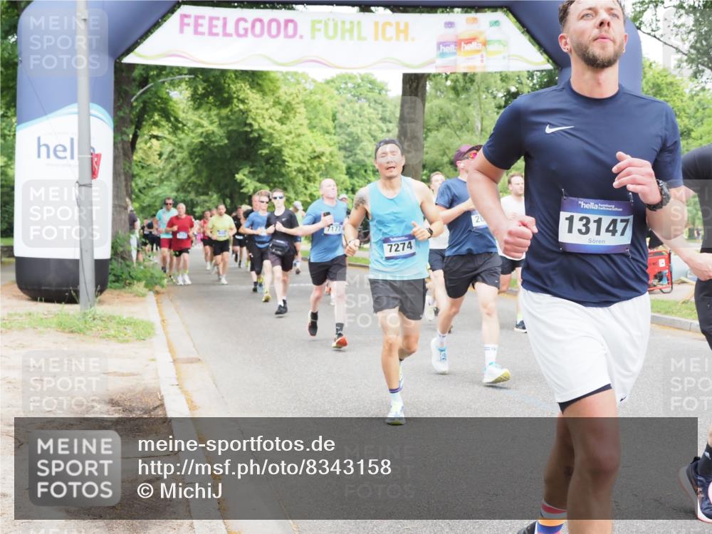 29.06.2025 - hella hamburg halbmarathon MichiJ http://msf.ph/oto/8343158 29.06.2025 10:40:21 Zwischen KM18-KM19 1151, 1258, 2082, 3952, 5907, 6511, 6512, 7177, 7274, 8361, 11217, 11589, 11604, 12482, 12712, 12875, 13147, 14791, 15446, 15502, 17773, 18879 meine-sportfotos.de