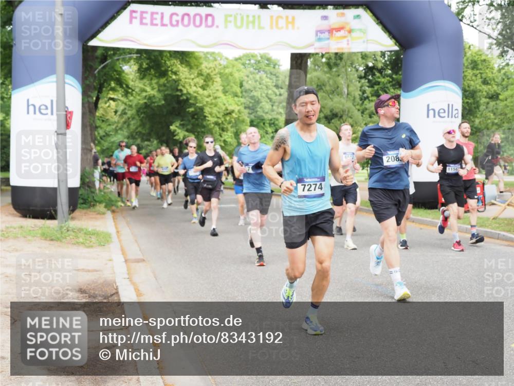 29.06.2025 - hella hamburg halbmarathon MichiJ http://msf.ph/oto/8343192 29.06.2025 10:40:22 Zwischen KM18-KM19 1151, 2082, 5907, 6511, 6512, 7177, 7274, 8361, 10895, 11217, 11588, 11589, 11604, 12155, 12482, 12712, 12875, 13147, 14791, 15446, 15502, 18879 meine-sportfotos.de