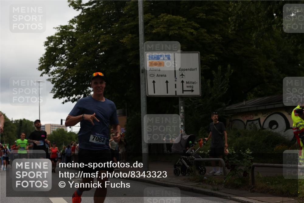 29.06.2025 - hella hamburg halbmarathon Yannick Fuchs http://msf.ph/oto/8343323 29.06.2025 10:52:18 20KM 1319, 1595, 1833, 2159, 2250, 2488, 2619, 2656, 2840, 2996, 3251, 3859, 4319, 4502, 4550, 4708, 4767, 5277, 5341, 5675, 5926, 6138, 6147, 6592, 7082, 7189, 7659, 7856, 8089, 8322, 8585, 9230, 9316, 10020, 10268, 10319, 10518, 10703, 10788, 11394, 11605, 11808, 11846, 12378, 12495, 12585, 12734, 12735, 12879, 13287, 13512, 13654, 13694, 13816, 13880, 14266, 14673, 15197, 15434, 15527, 16189, 16531, 17531, 17827, 18180, 18492, 18727, 18985 meine-sportfotos.de