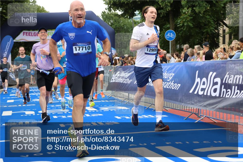 29.06.2025 - hella hamburg halbmarathon Strokosch-Dieckow http://msf.ph/oto/8343474 29.06.2025 10:53:29 Ziel 1030, 1061, 1098, 1499, 1502, 1727, 1783, 2070, 3399, 5866, 6198, 6628, 6629, 6762, 6942, 8651, 10549, 11068, 12909, 13912, 13997, 15113, 15497, 15856, 17710, 18450, 18612, 18666 meine-sportfotos.de