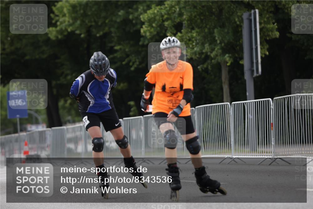 29.06.2025 - hella hamburg halbmarathon Jannik Wohlers http://msf.ph/oto/8343536 29.06.2025 09:02:33 Lombardsbrücke  meine-sportfotos.de
