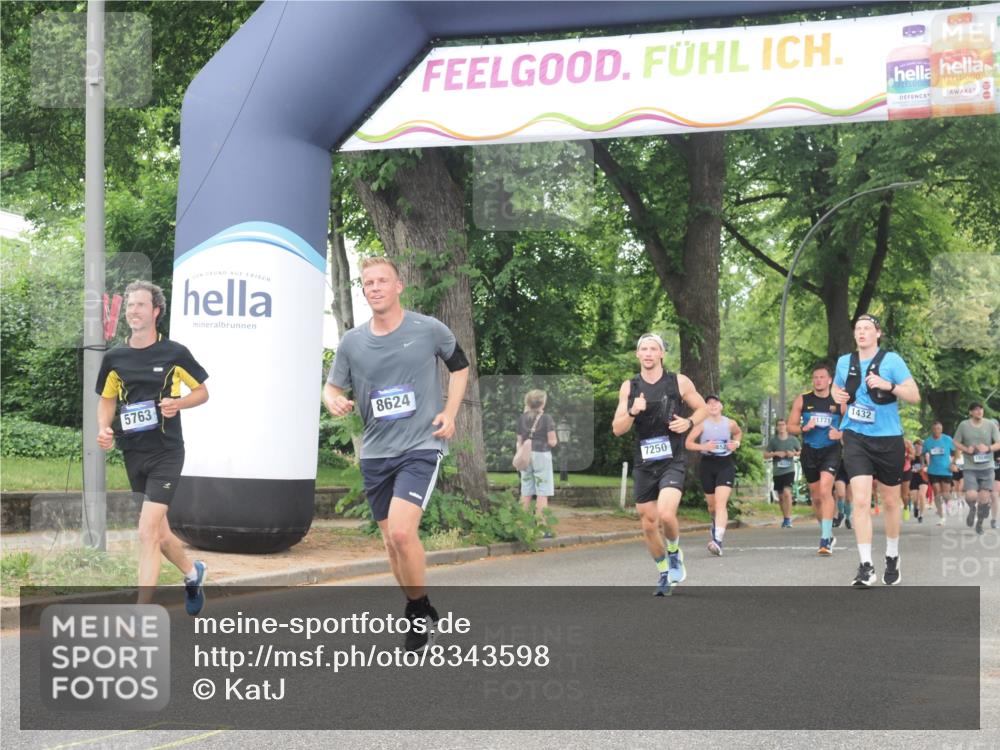 29.06.2025 - hella hamburg halbmarathon KatJ http://msf.ph/oto/8343598 29.06.2025 10:49:12 Zwischen KM18-KM19 1432, 5763, 7250, 8176, 8624 meine-sportfotos.de
