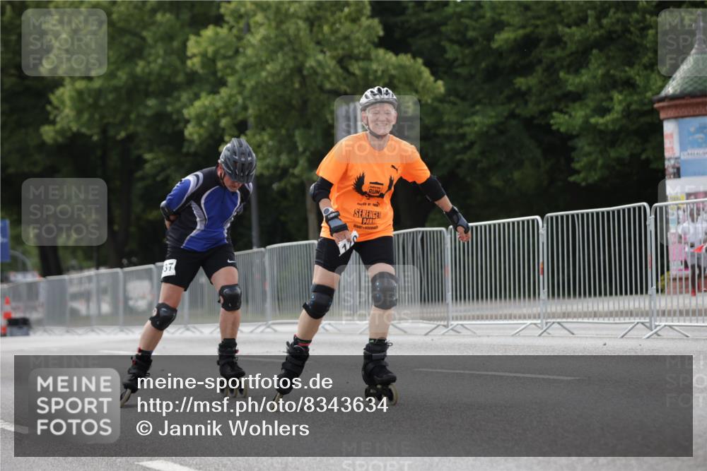 29.06.2025 - hella hamburg halbmarathon Jannik Wohlers http://msf.ph/oto/8343634 29.06.2025 09:02:34 Lombardsbrücke  meine-sportfotos.de