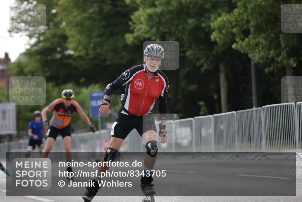 29.06.2025 - hella hamburg halbmarathon Jannik Wohlers http://msf.ph/oto/8343705 29.06.2025 09:02:36 Lombardsbrücke  meine-sportfotos.de