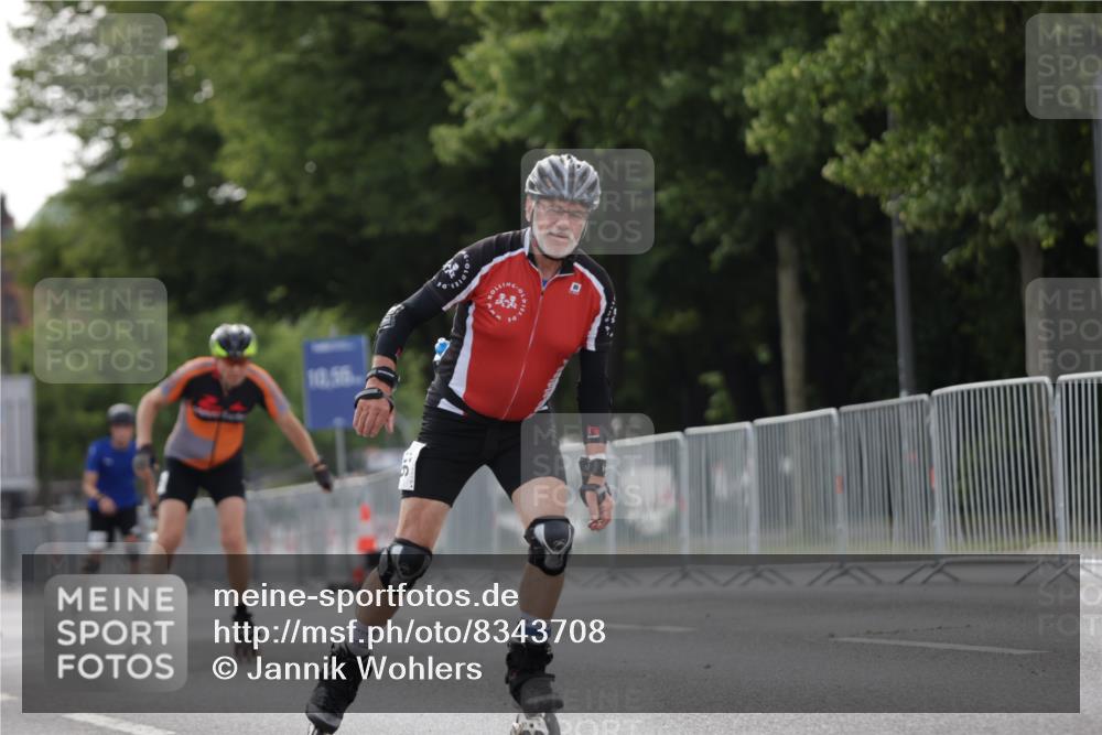29.06.2025 - hella hamburg halbmarathon Jannik Wohlers http://msf.ph/oto/8343708 29.06.2025 09:02:36 Lombardsbrücke  meine-sportfotos.de